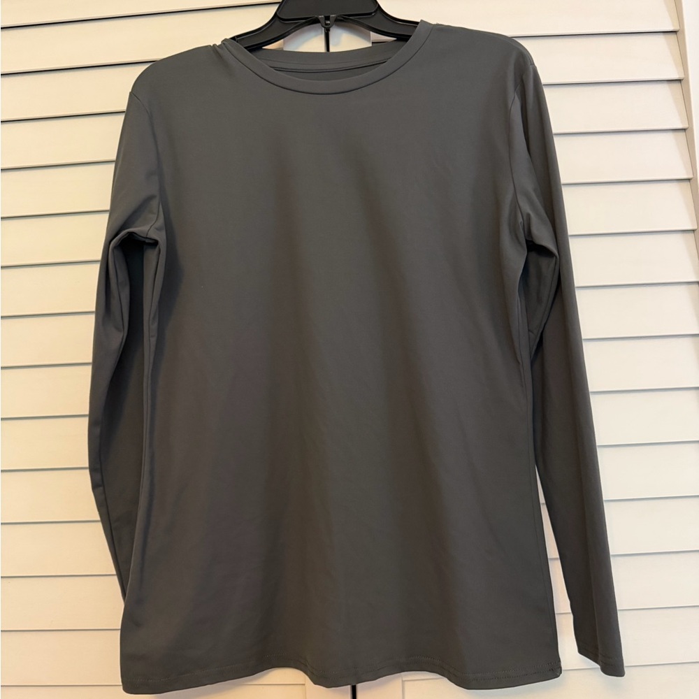🩶Women's Gray Long Sleeve Shirt Extra Large/XL Thick~Wear Alone or Layered
LNWOT